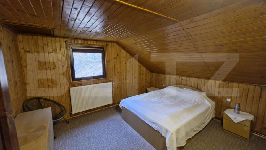 Cabana 5 camere, 140 mp utili, 3000 mp teren,valea Inzelului - 9