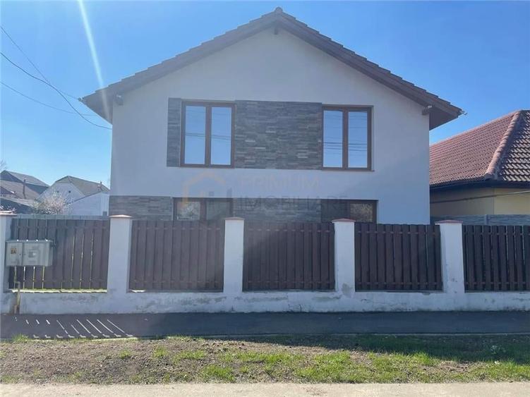 RONAT - Casa Individuala - 6 cam - 3 bai - Piscina - Terasa - Garaj 56mp - Panou - 14