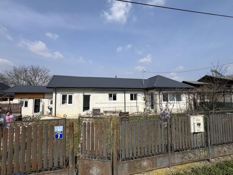 Casa de vanzare ,Zona linistita - 8