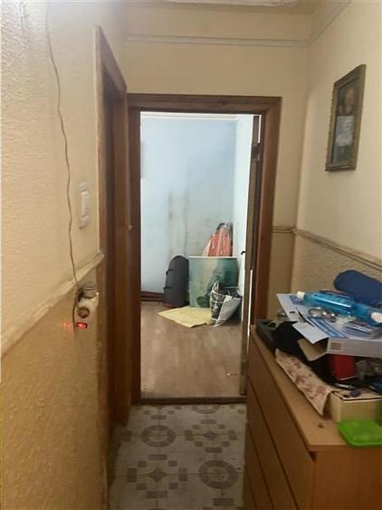 Apartament 2 camere , zona centrala b- dul Brailei , et 1 3 , decomandat , 50 mp - 5