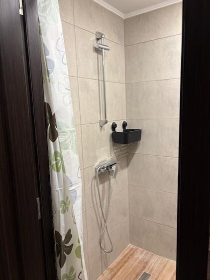 Ultracentral, langa parc, curata, utilata complet - 4