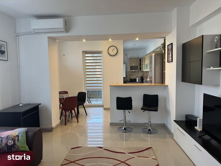 Apartament cu 3 camere în Centrul Civic