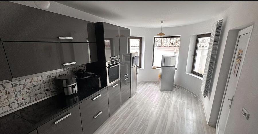 Casa de vanzare in Lumina - 3