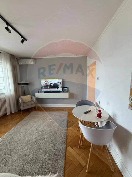 Garsoniera de inchiriat in zona Kogalniceanu - 11