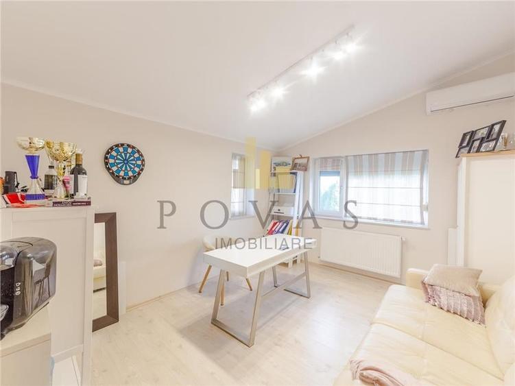 Vanzare Casa 6 Camere Otopeni Odaii - 11