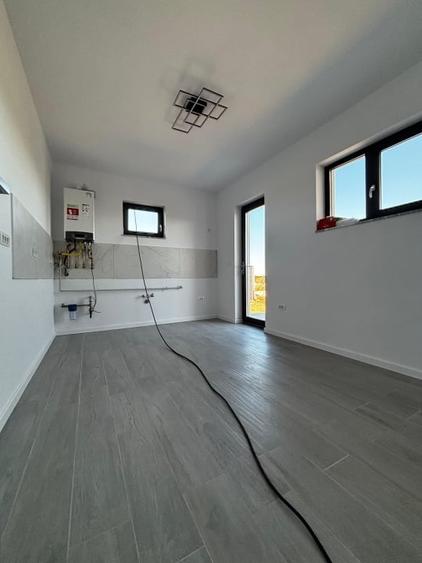 COMISION 0% , 3 CAMERE , PRET PROMOTIONAL - 7