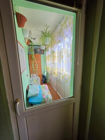 Apartament cu 4 camere decomandat în Hipodrom 3