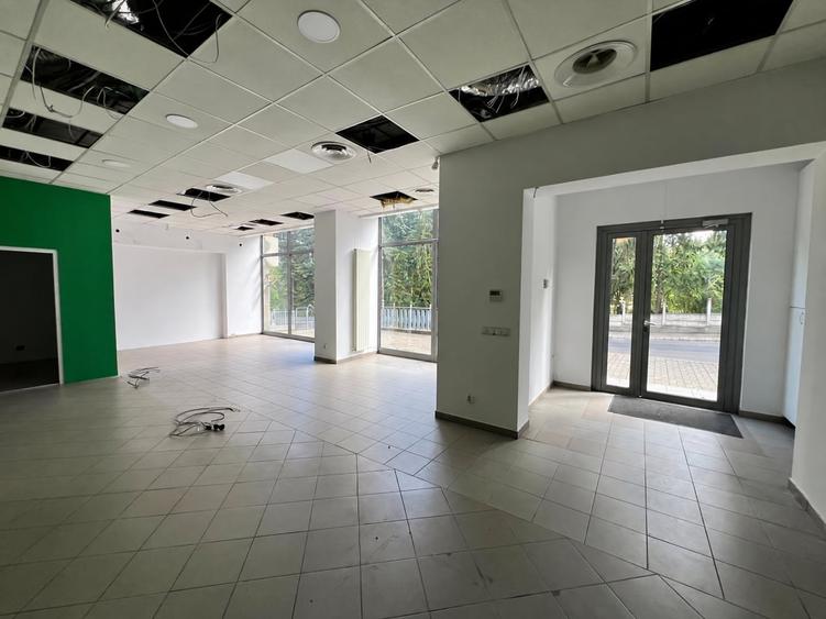 Spațiu comercial, de 85 mp, în Zorilor
