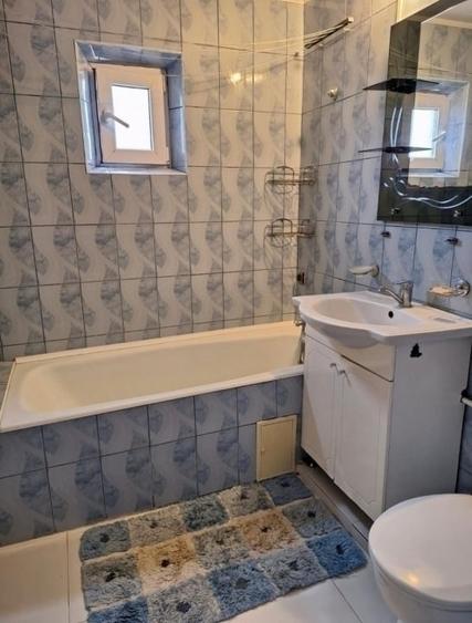 Apartament cu 3 camere decomandat în Păcurari