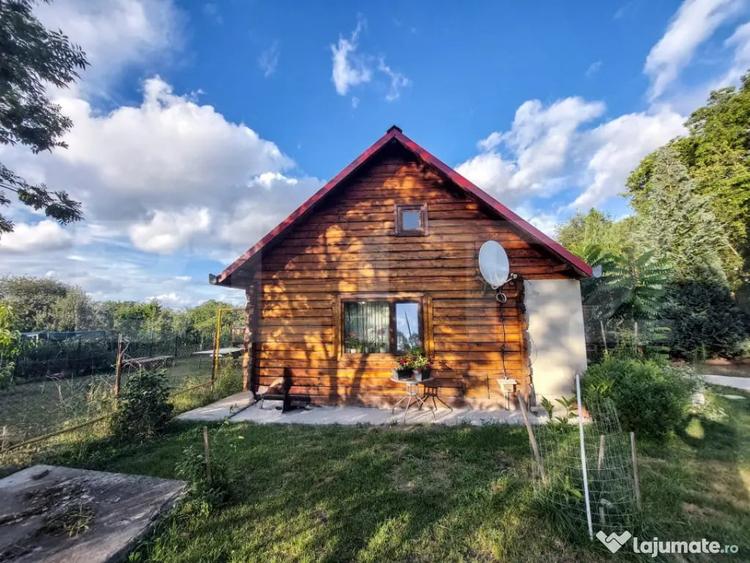 Casă cu 3 camere cu Teren 1903 Mp în Vechea