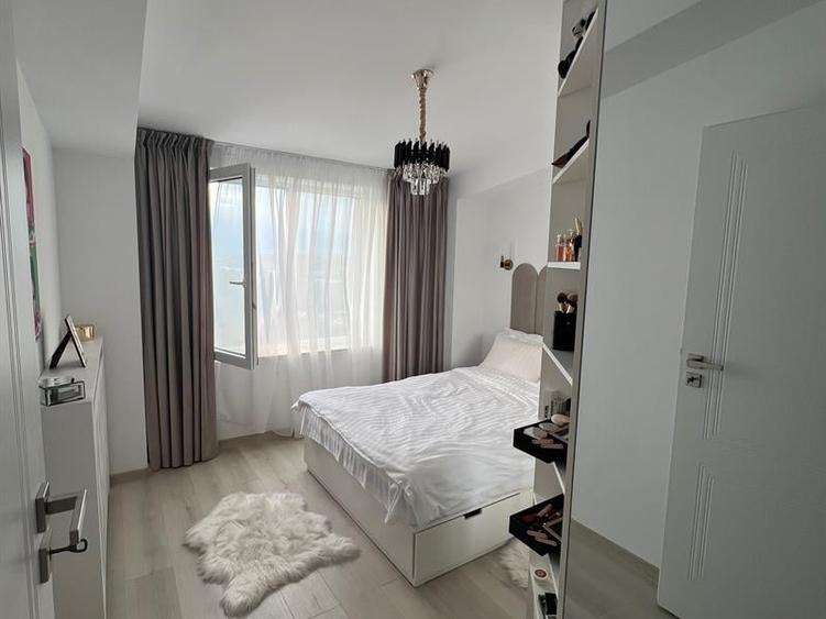 Apartament cu 2 camere semidecomandat în Fălticeni