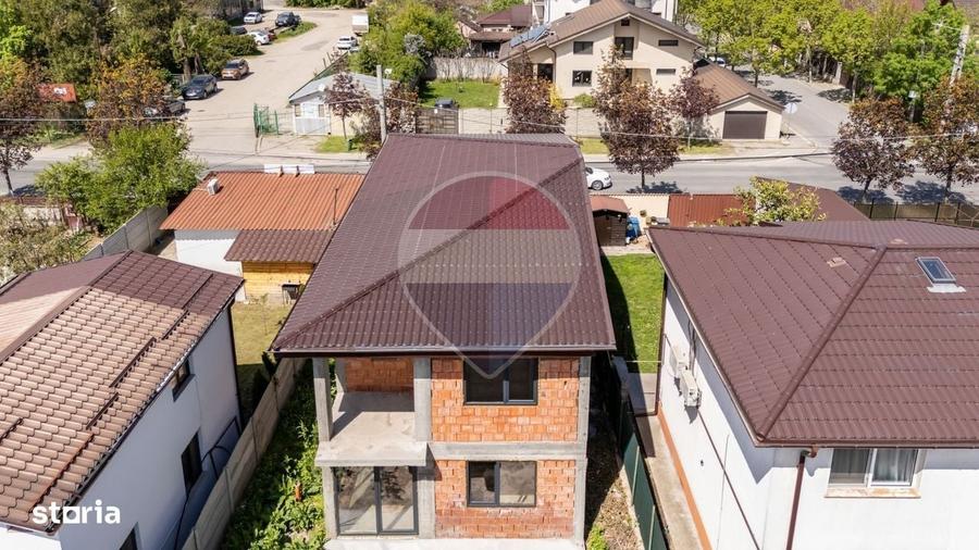 Casă cu 4 camere în Central