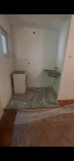 Apartament cu 2 camere nedecomandat în Tătărași