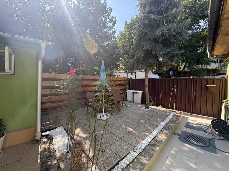 Casă cu 4 camere cu Teren 170 Mp în Domenii