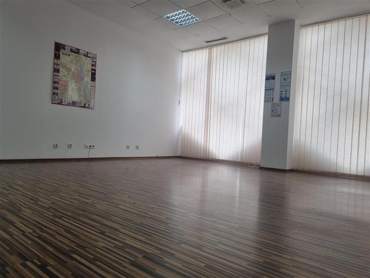 Birou, de 40 mp, în Ultracentral