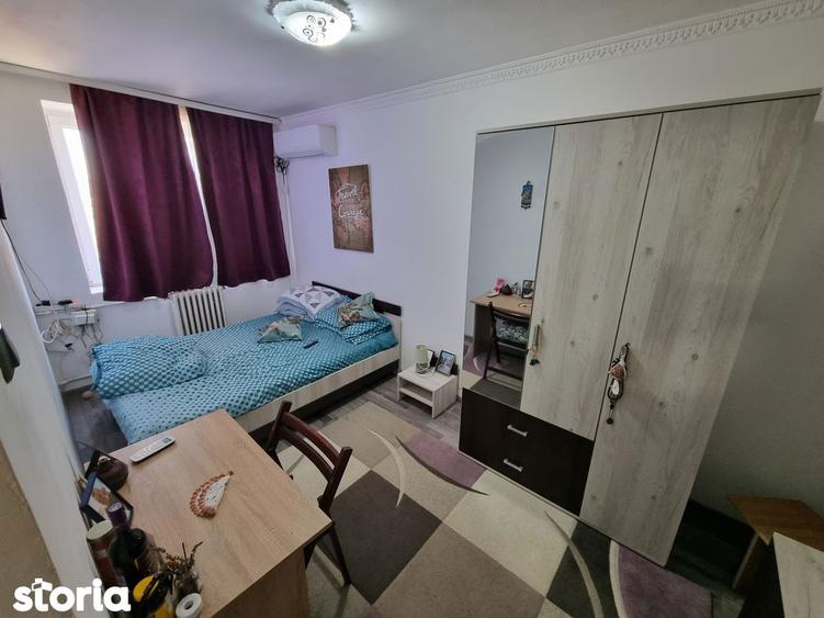 Apartament cu 3 camere în Far