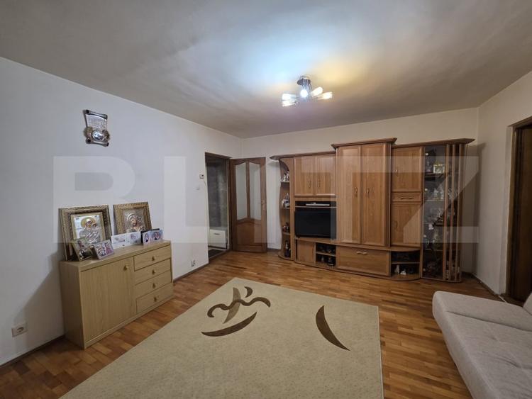 Apartament de vanzare, 55.36 mp, zona Micro 16 - 4