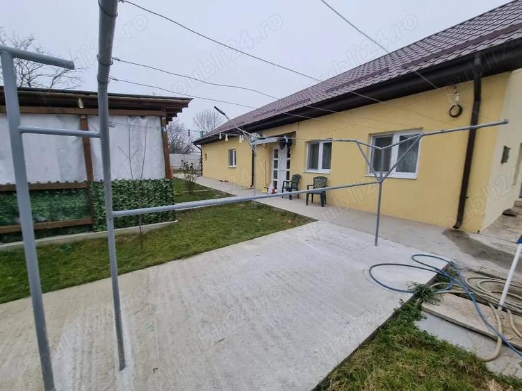 Casă cu 3 camere cu Teren 120 Mp în Sud
