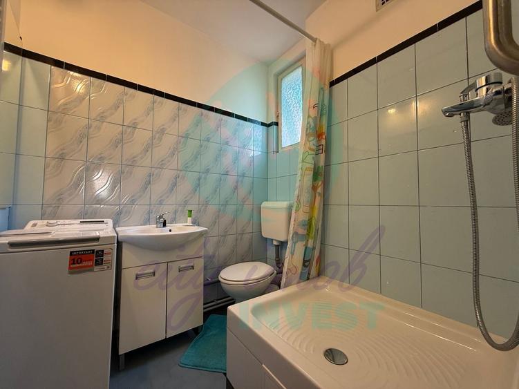 Apartament cu 4 camere semidecomandat, mobilat în Eminescu