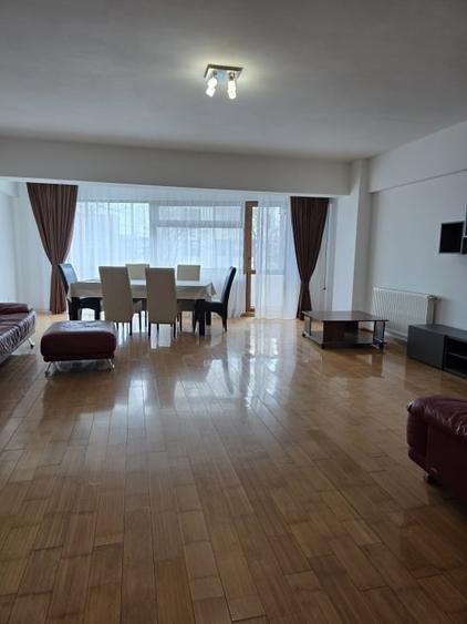 Bd. Mamaia – Delfinariu| 3 camere mobilat, utilat | 104 mp | Garaj subteran - 4