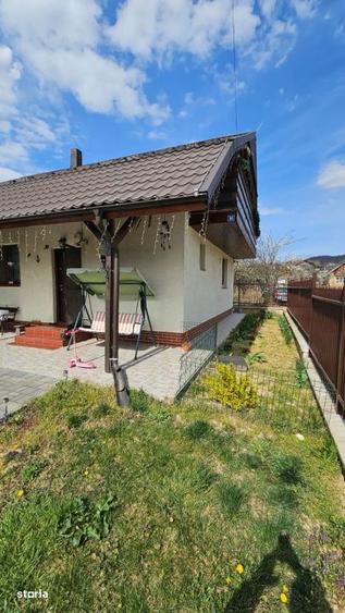 Casa cu Mansarda, Garaj si Curte Amenajata Tautii M - 8