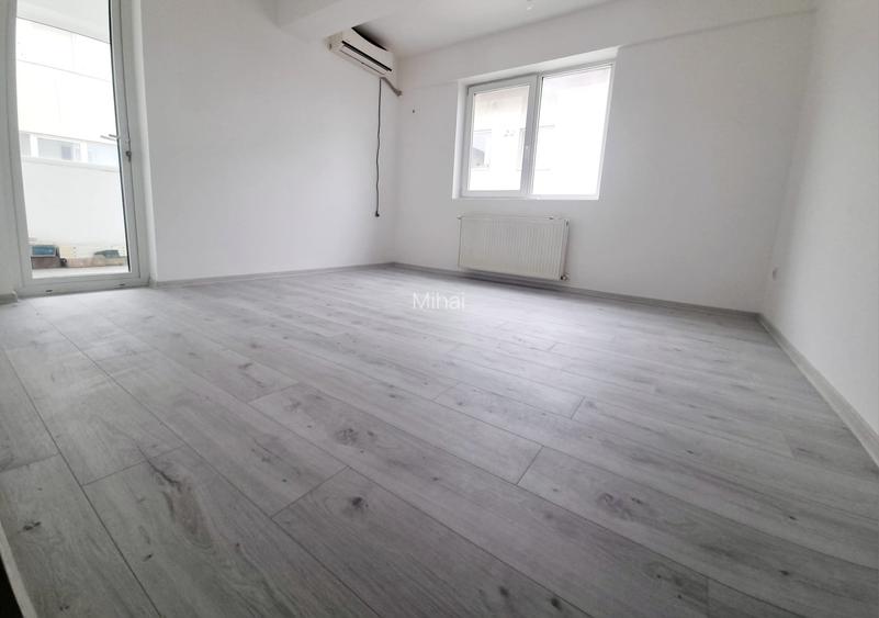 Apartament 2 camere decomandat, 2 minute metrou Berceni, mutare imediata
