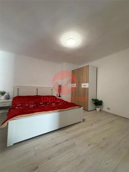 Casă cu 3 camere cu Teren 107 Mp în Delfinariu