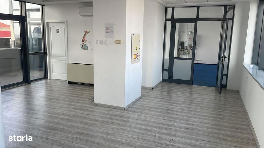 Central Building Roman Neamt -Inchiriere spatii - 5