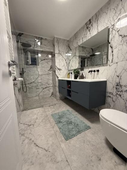 Unirii Monolit vedere fata - 4