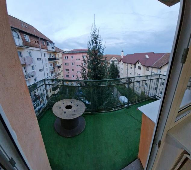 Inchiriez apartament 3 camere Valea Aurie - 4