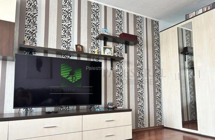 2 camere Astra-planete,decomandat ,renovat,96000 Euro 2 camere Astra-planete,decomandat ,renovat,96000 Euro