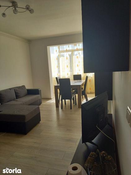 inchiriez apartament cu 3 camere, Mioveni, Robea langa Primarie - 9