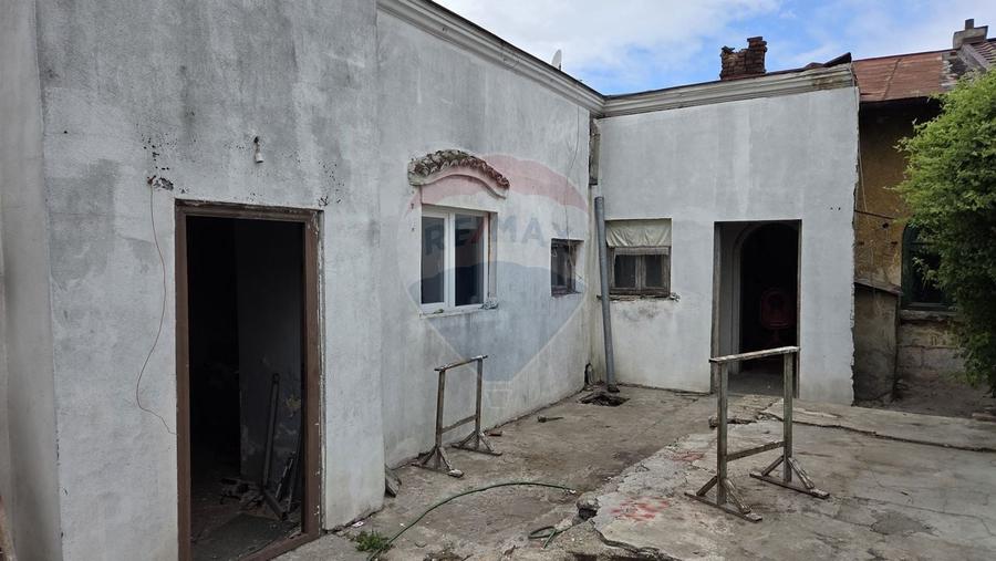 Casa parter, 4 camere, strada Lugoj, sector 1 - 4