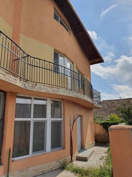 Ovidiu - vilă mobilată , utilată - 1