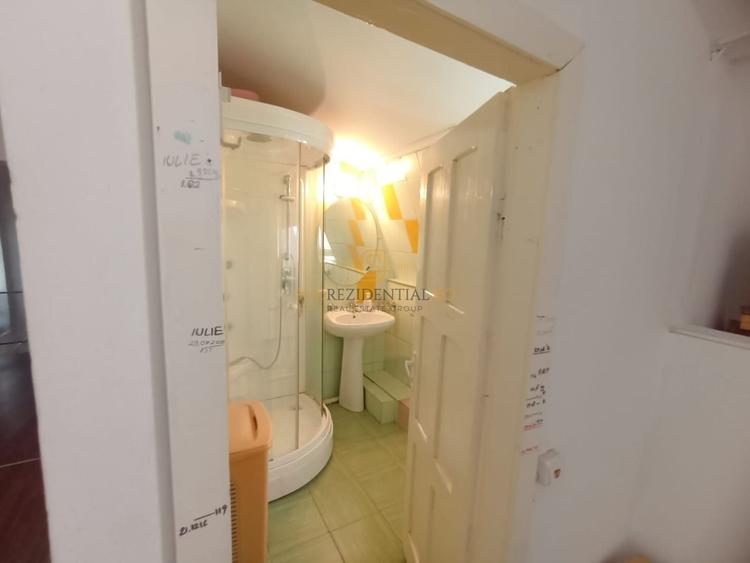 Casa spatioasa cu 7 camere, zona Bd. Brancoveanu, acces facil metrou - 17