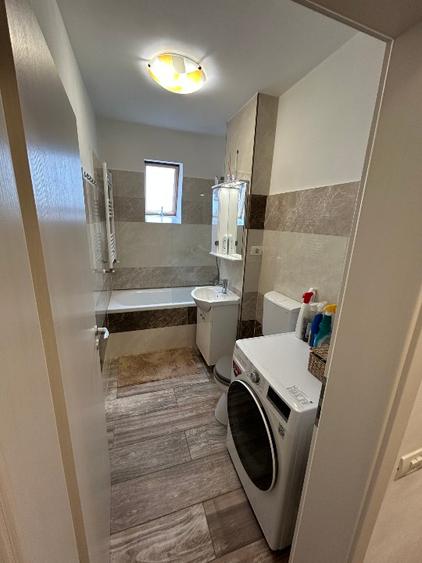 Proprietar Vand apartament cu o camera mobilat si utilat zona Buziasului AEM Str - 11