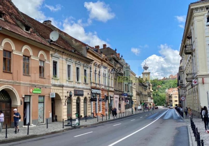 Pod spai?os, transformabil in apartamente, 285 mp, Pia?a