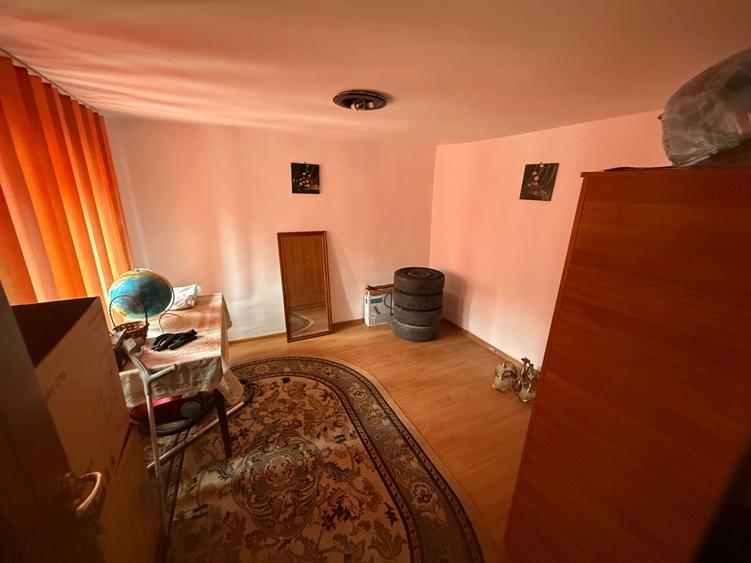 De vanzare casa cu 3 camere, zona Chercea - 7