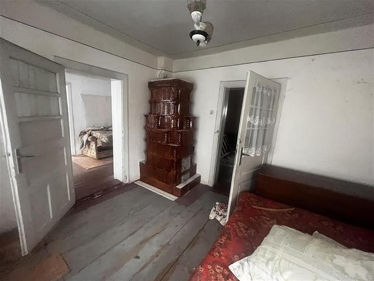 Oportunitate unica  Casa + 2.300 /? teren, deschidere DN1 - 11