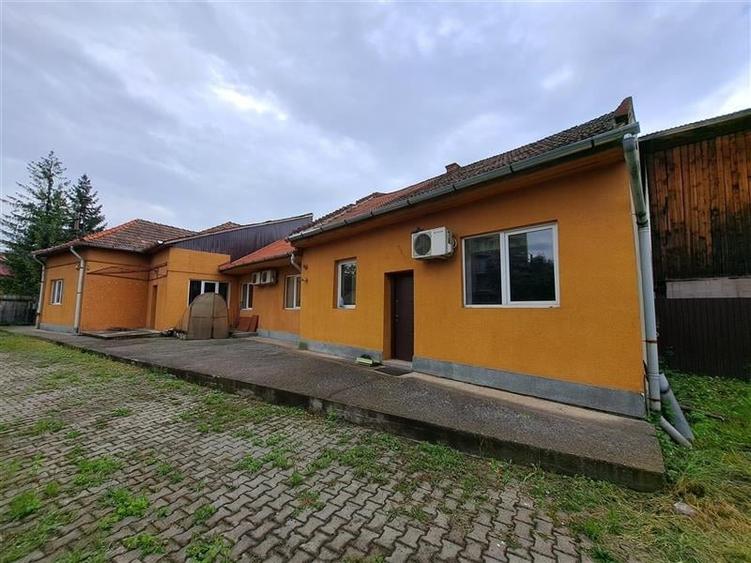 Casa individuala, 165 mp utili + 1100 mp teren, situata in zona Semicentrala! - 1