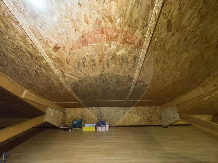 Vila cu 5 camere de vanzare Darza- Crevedia - 37