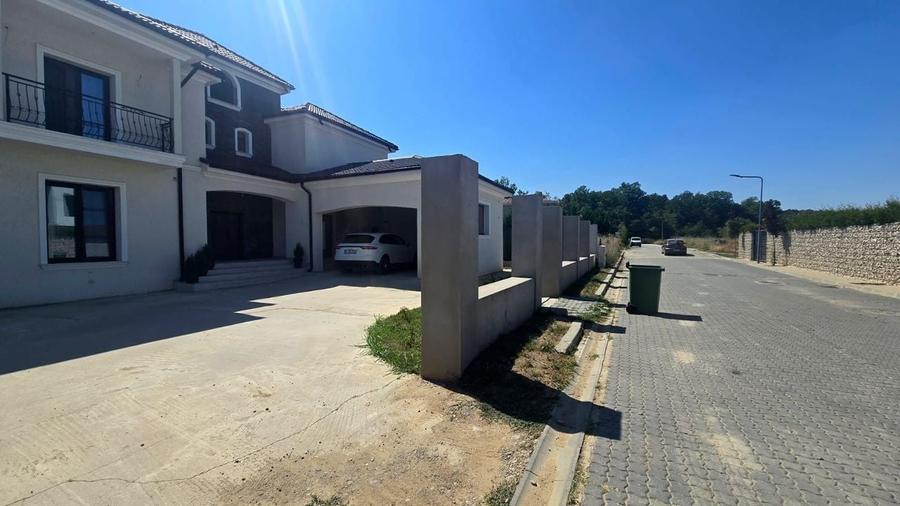 De vânzare | Conac elegant lângă pădure | Tunari - 19