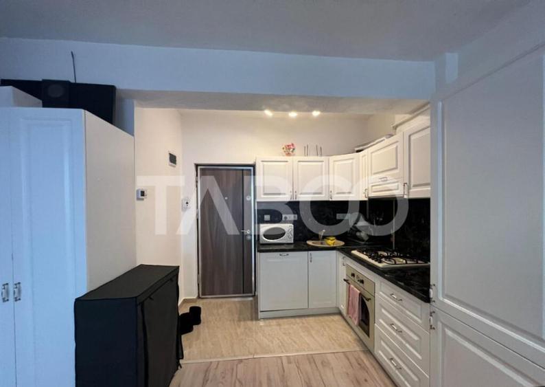 Apartament 2 camere de vanzare decomandat 39 mp zona Doamna - 13