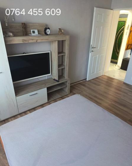 Proprietar! garsoniera! strada Liniei cu Valea Lunga - 7