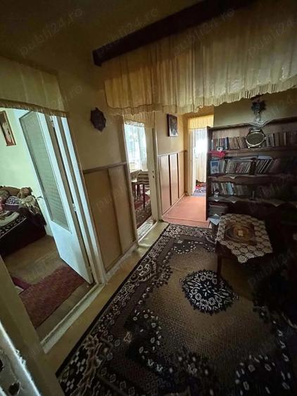 Vand apartament 3 camere decomandat pia?a mica - 1