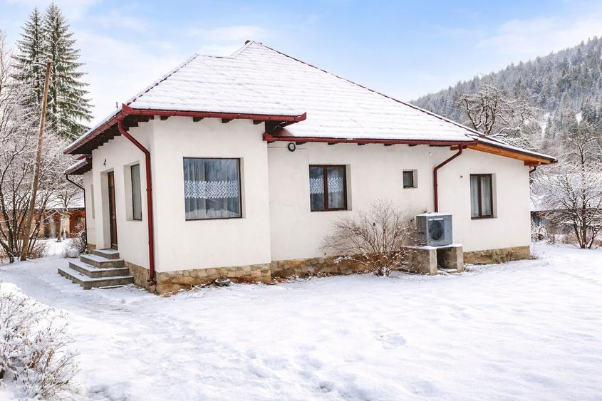 Cazare / Casa de vacanta Neamt pentru familii &cupluri (Durau Borsec) - 6