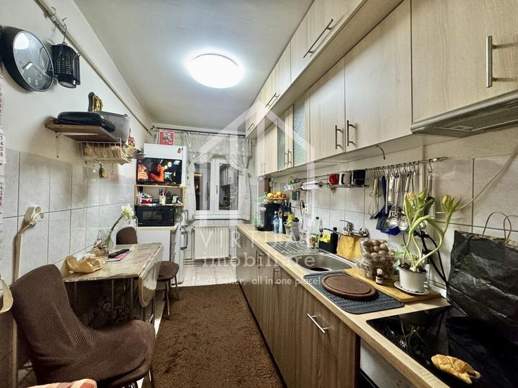 Apartament cu 3 camere, decomandat, 62mp utili, lift, Vasile Aaron - 1