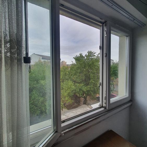 Eroii Revolutiei, Piata Progresu - 1