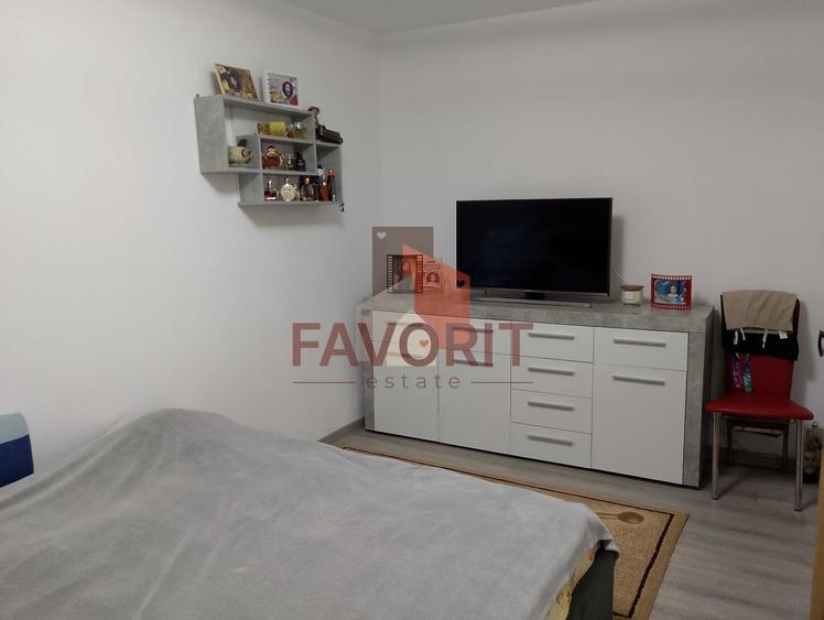 2 camere | centrala proprie | zona excelenta | - 1