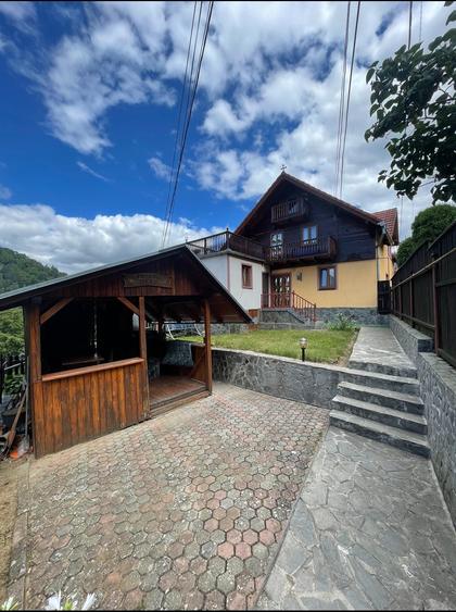 Vila Centrala cu Vedere Unica la Castelul Bran - 5